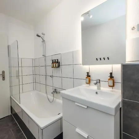 80Qm Luxurioese Designerwohnung Im Herzen Bochums Exterior photo